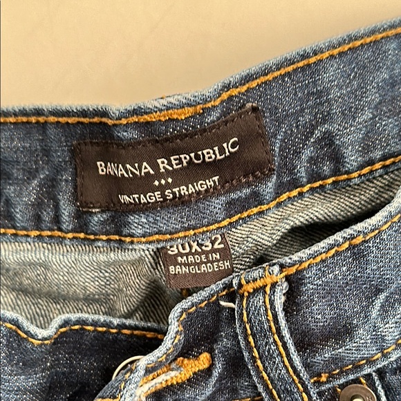 Banana Republic Vintage Straight medium wash blue denim jeans - Picture 3 of 12